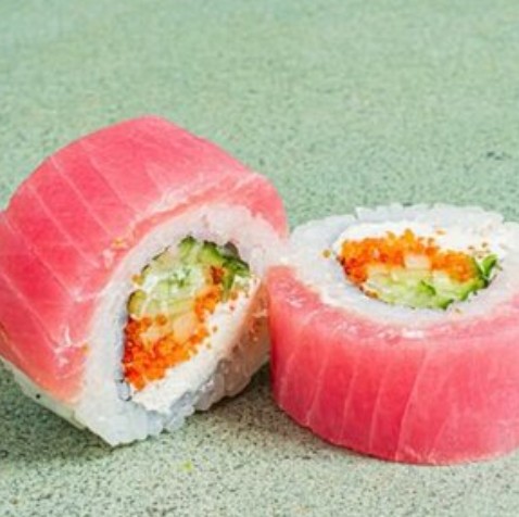 Ролл Филадельфия магуро тобико