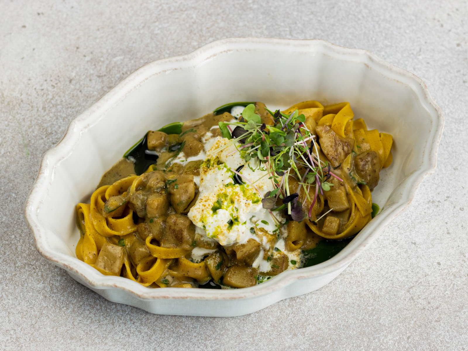 Тальятелле с белыми грибами