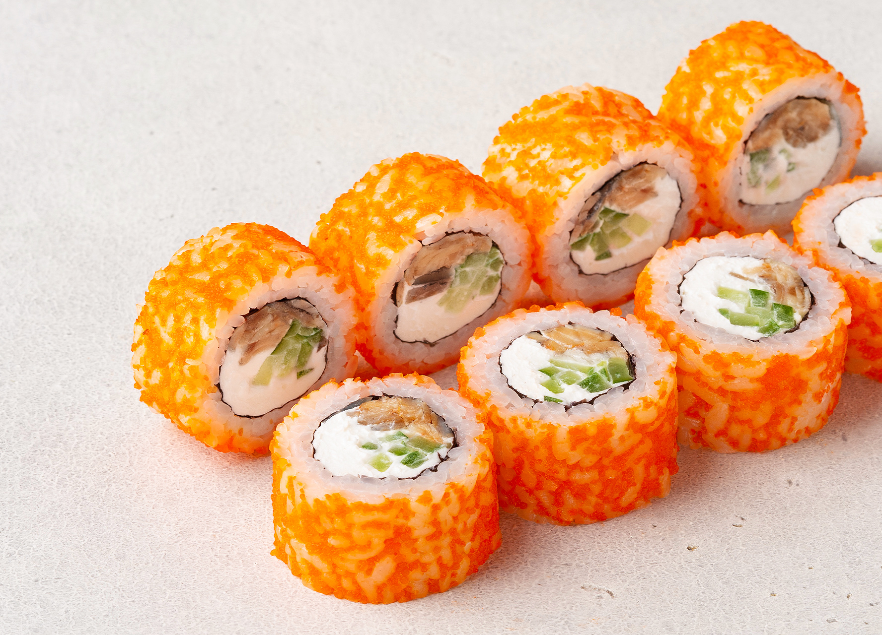 Ролл Филадельфия в масаго с угрём