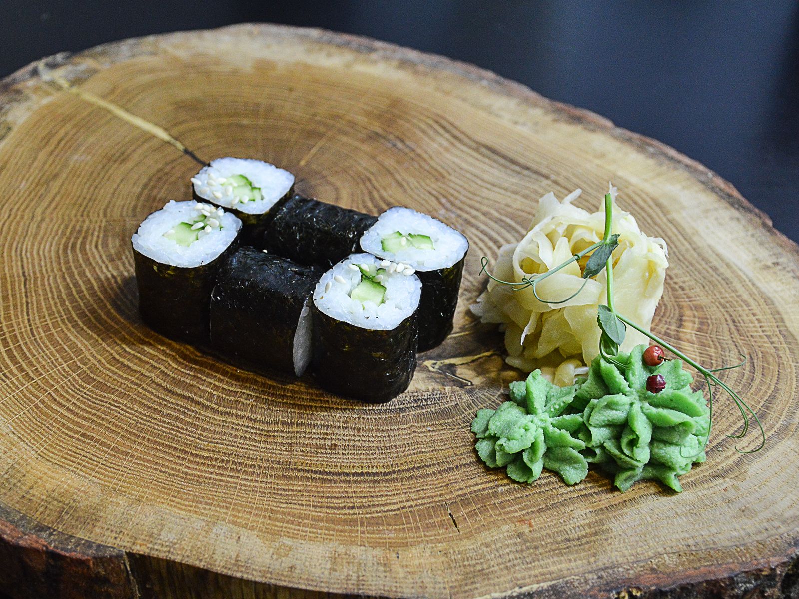Огурец хосомаки