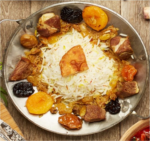 Плов восточный с говядиной и сухофруктами