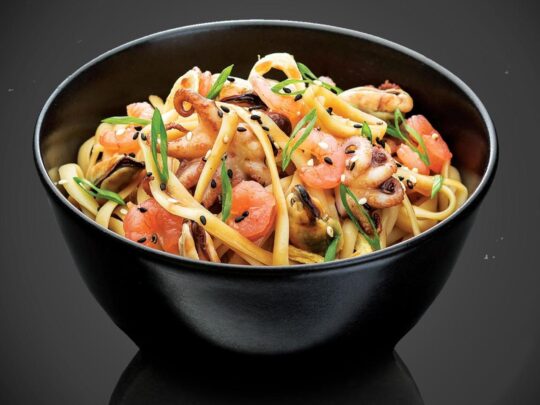 Удон с морепродуктами