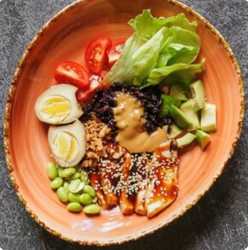 Боул с курицей в соусе терияки