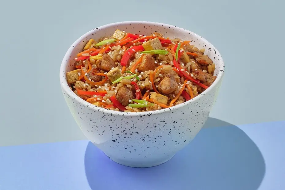 Курица с тофу и рисом