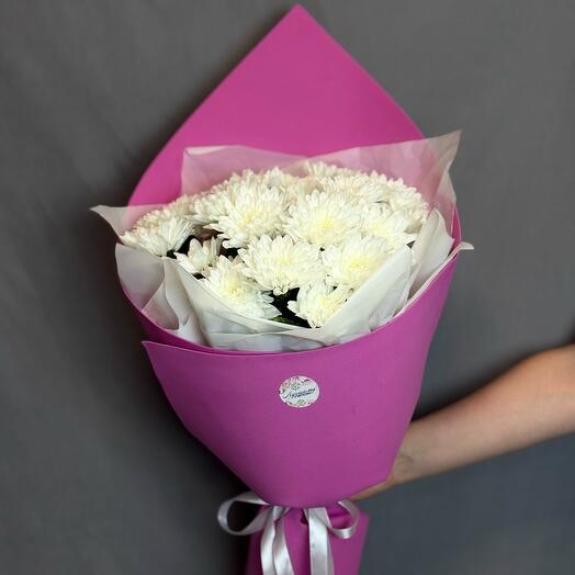 Букет с 3 белыми хризантемами