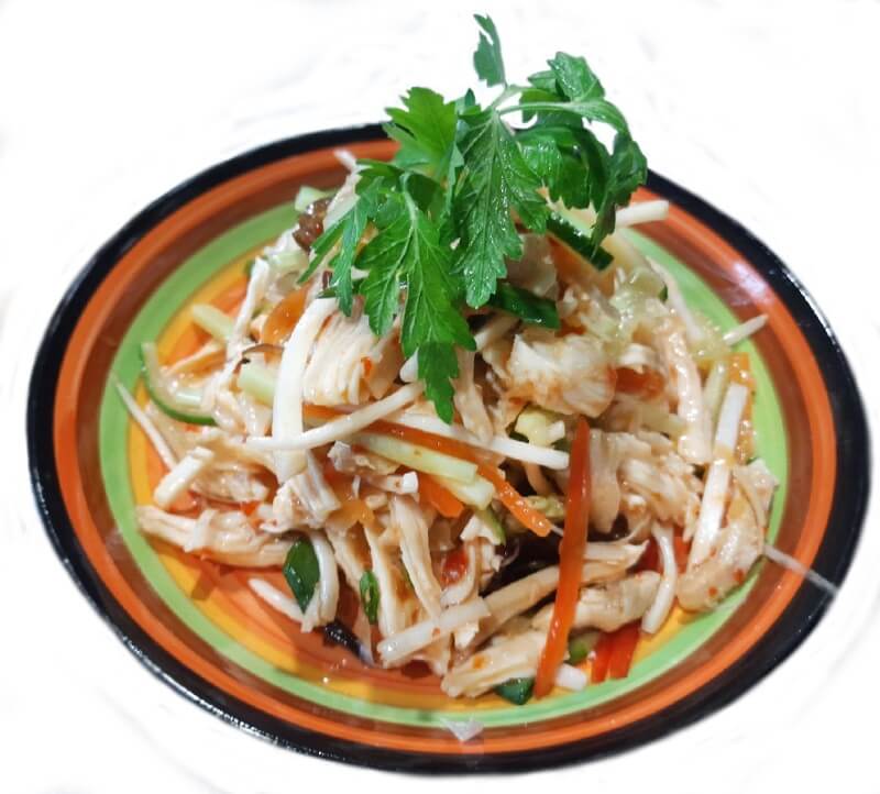 Салат с курицей