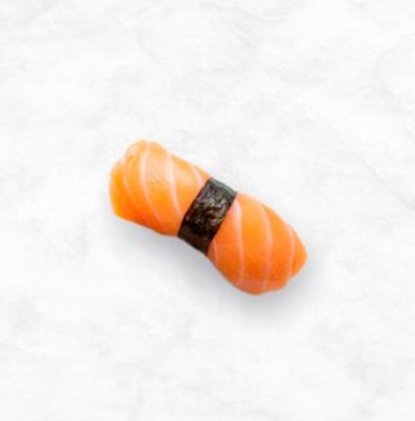 Суши с лососем