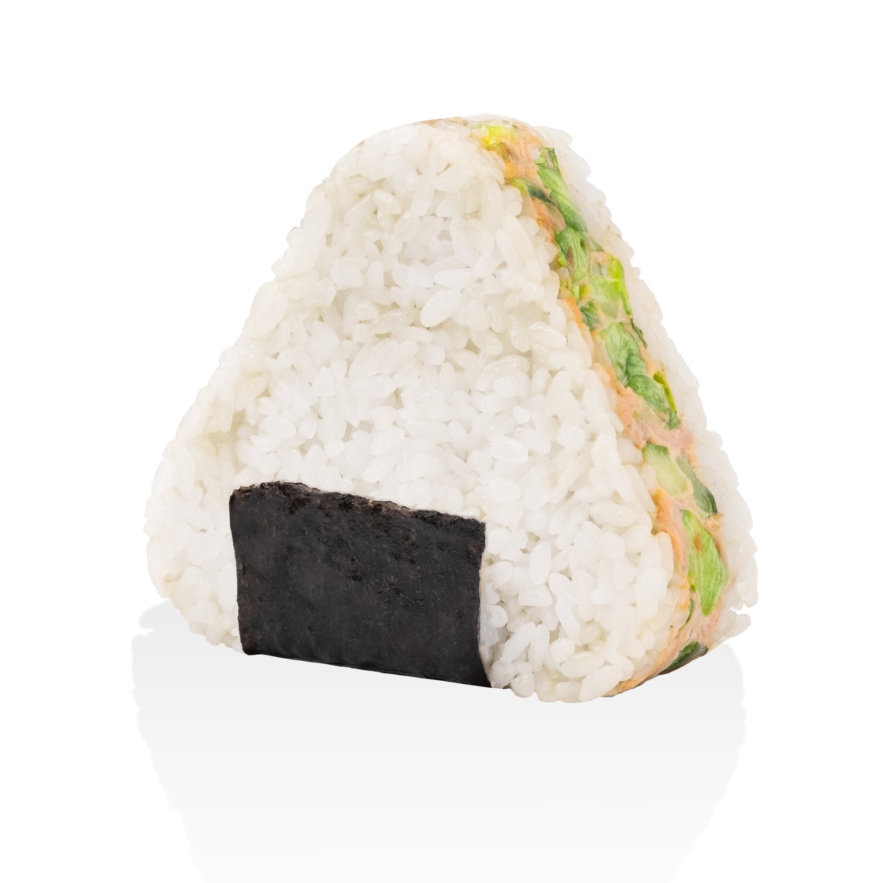 Онигири с тунцом