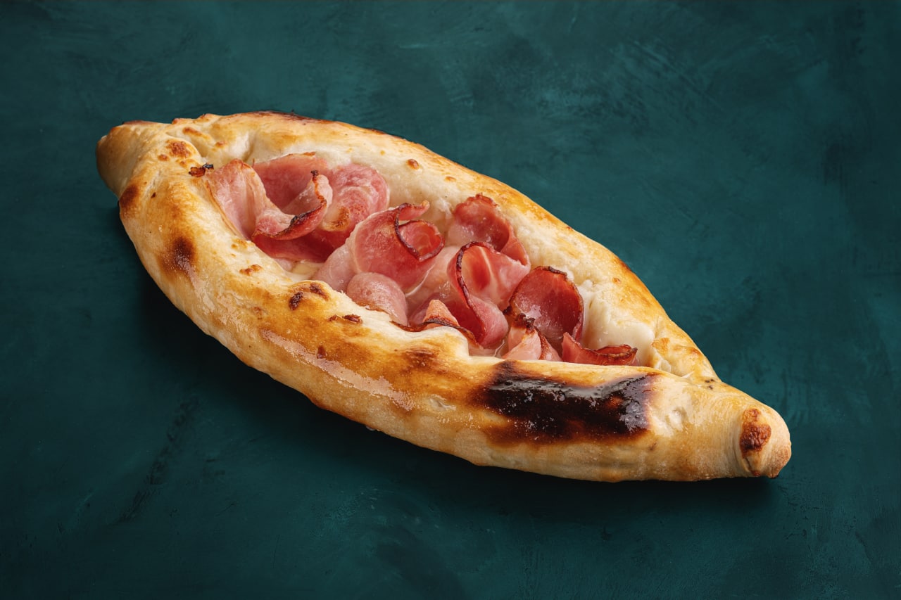 Хачапури с беконом