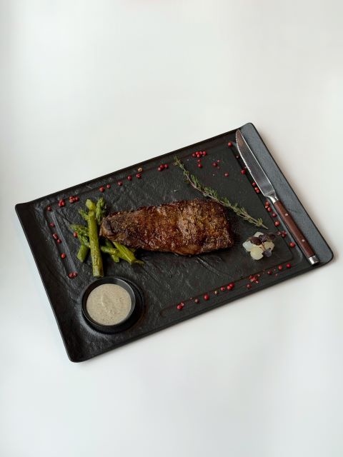 Стейк топ блейд со спаржей