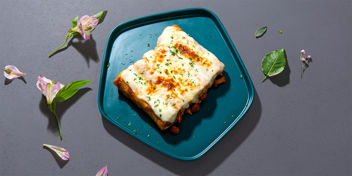 Каннеллони с лисичками и сыром горгонзола