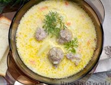 Суп с фрикадельками и сыром