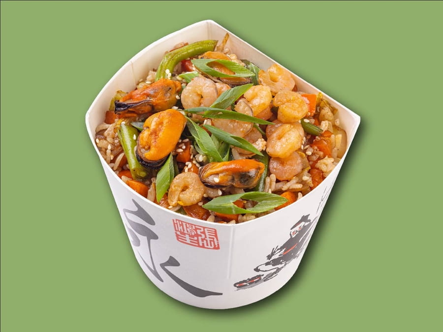 Рис WOK с морепродуктами