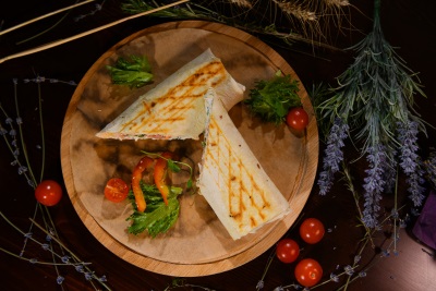 Шаверма на гриле с курицей