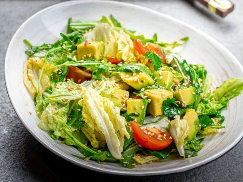 Салат из авокадо