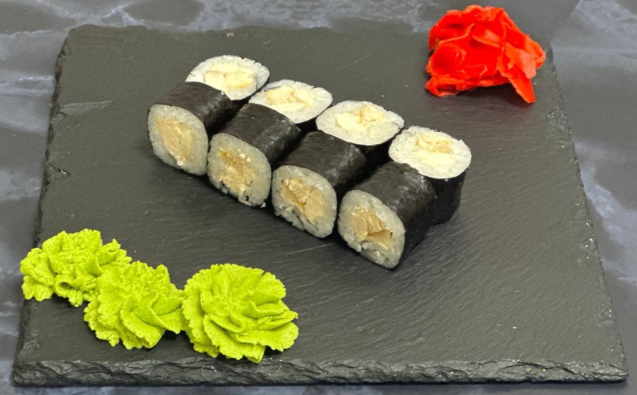 Ролл с курицей