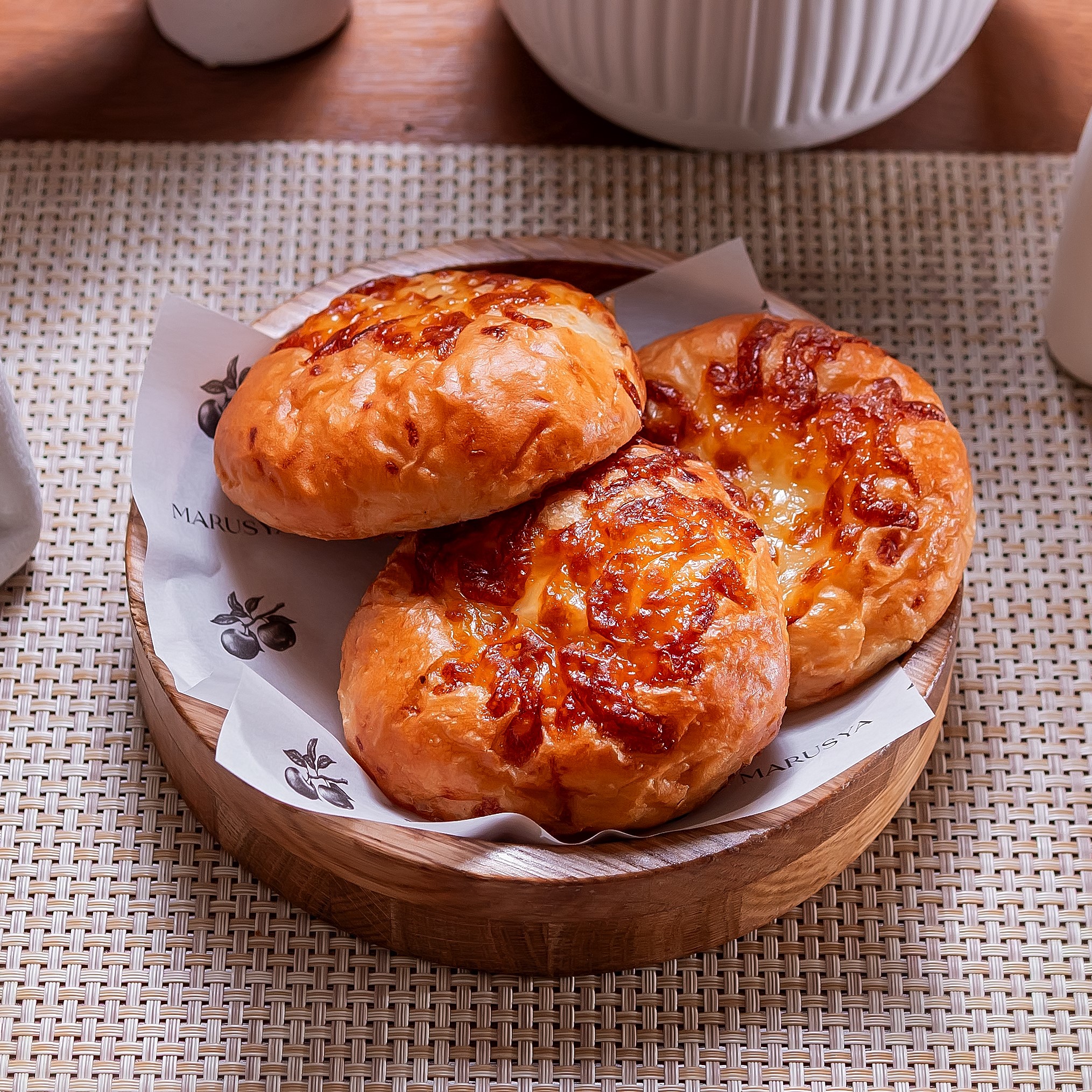 Сырная булочка