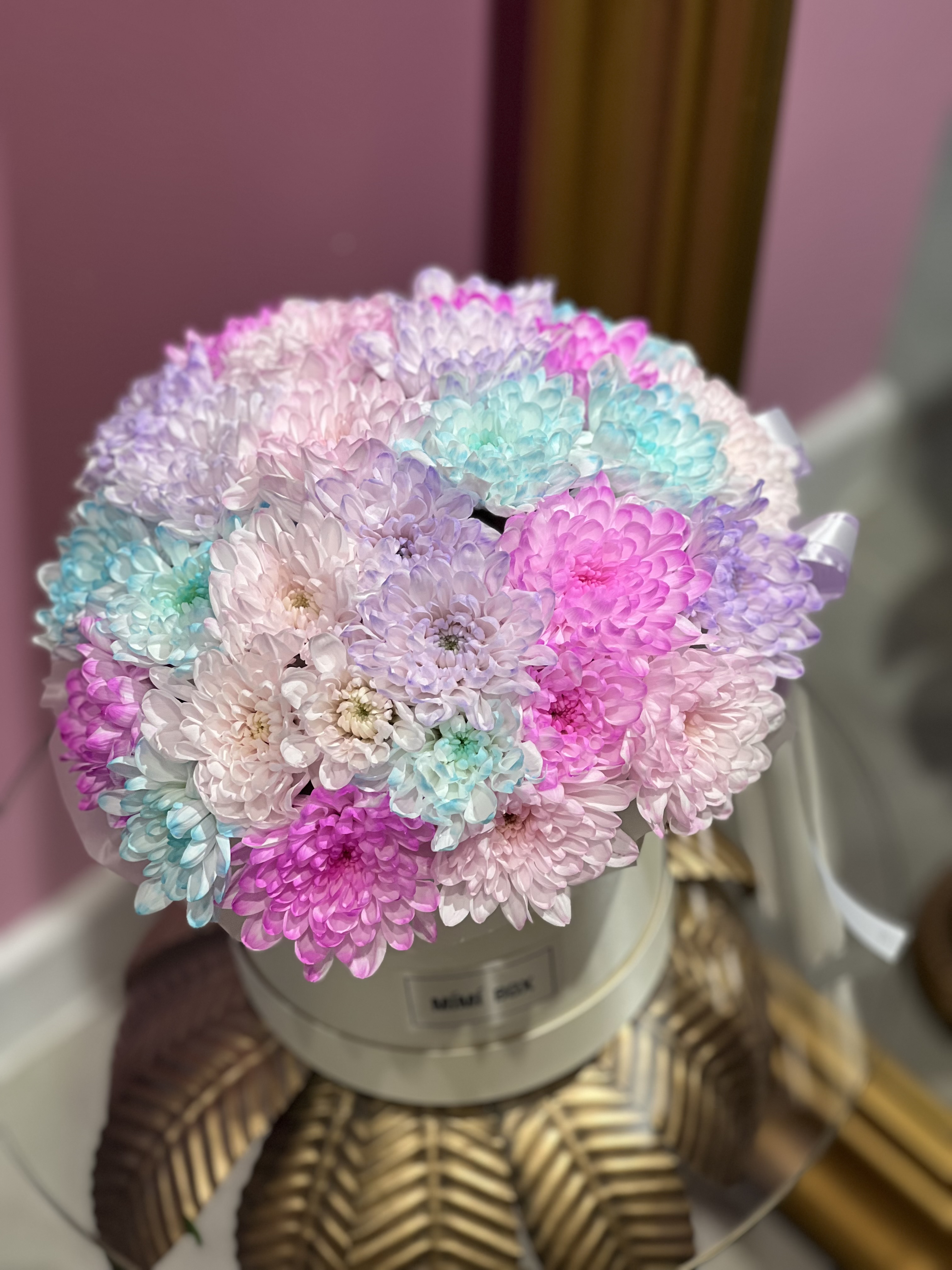 Бокс с хризантемой 