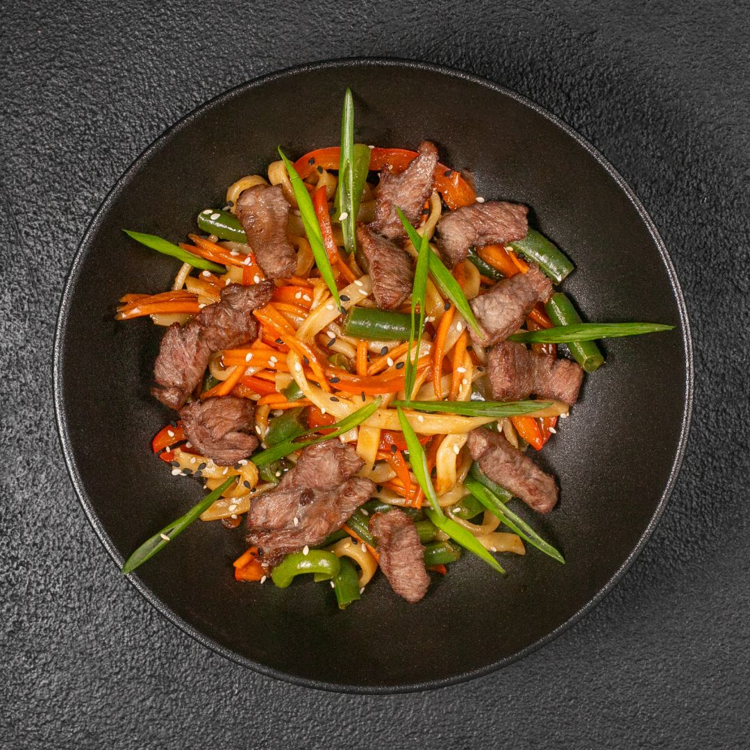 Wok с говядиной