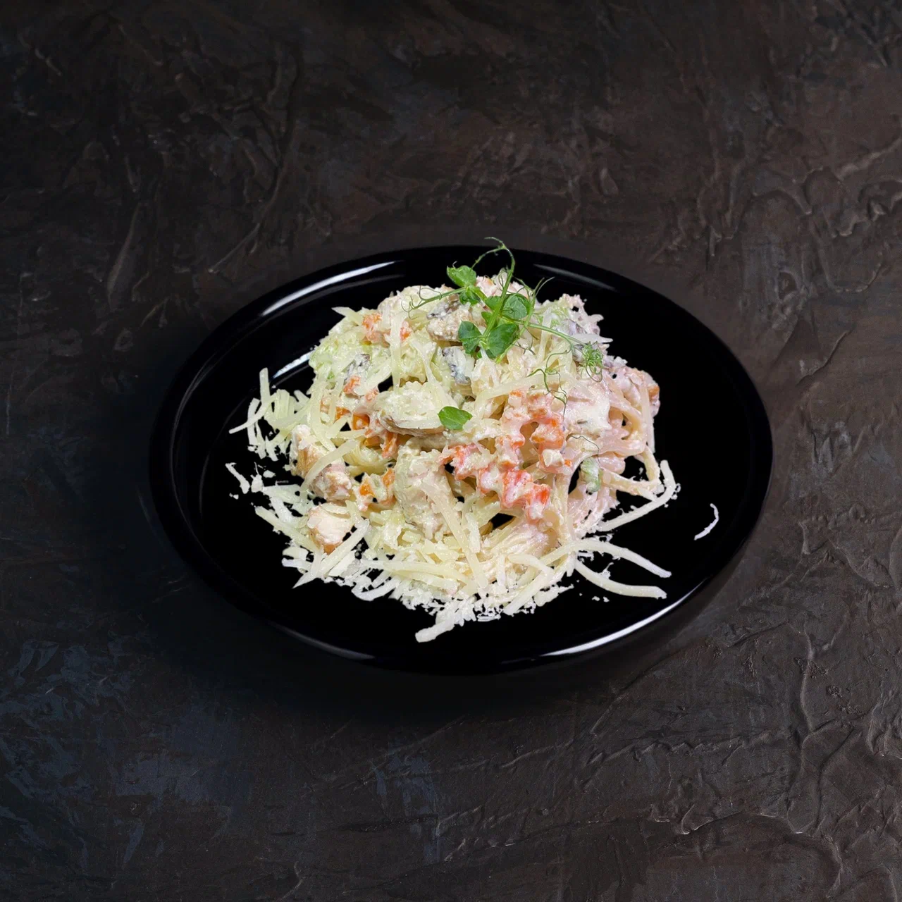 Тальятелле с курицей и овощами