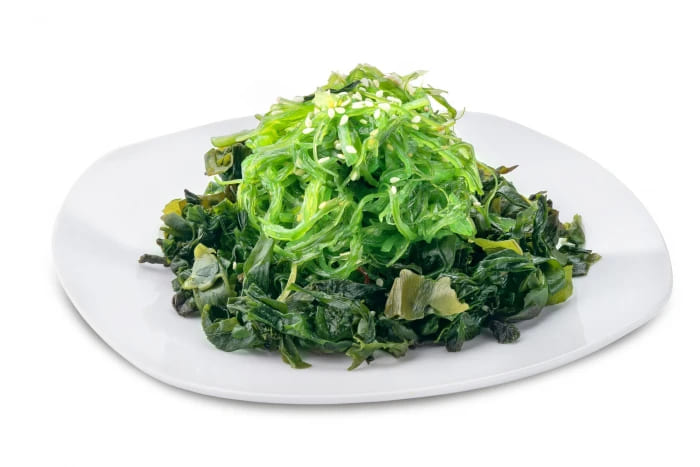 Салат хияши вакаме