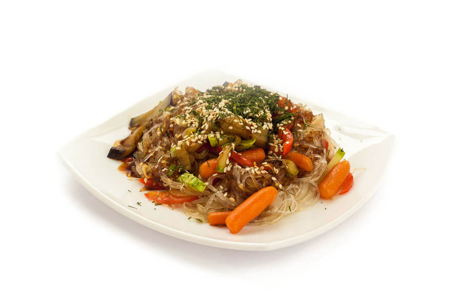 Рисовая лапша с овощами