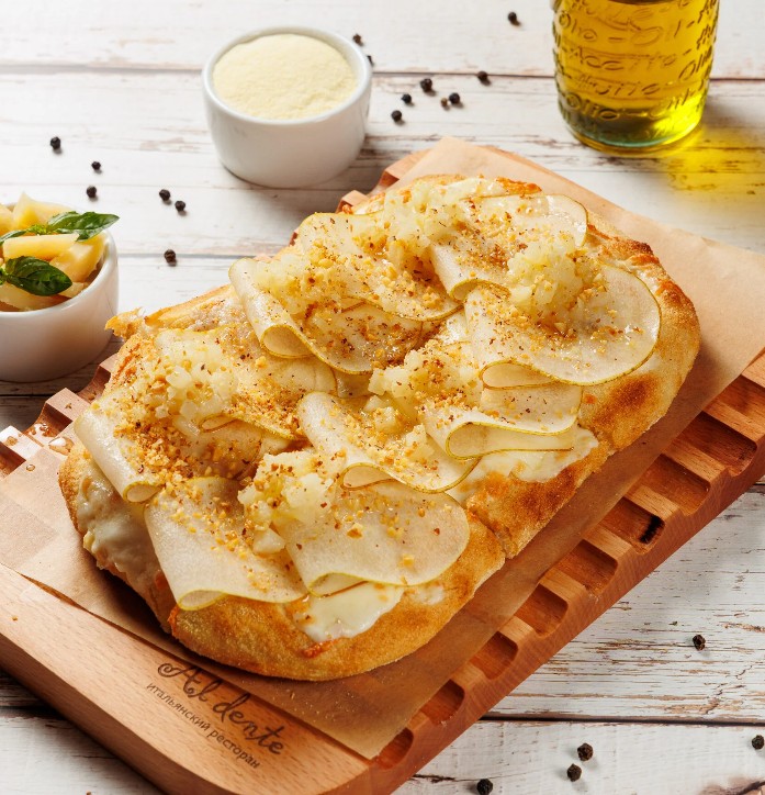 Груша и горгонзола