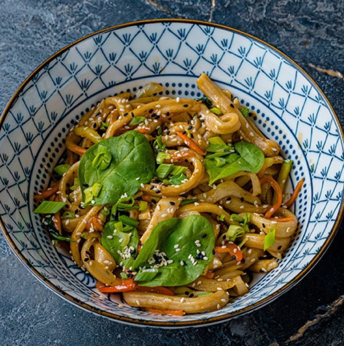 Устричная лапша с кальмарами