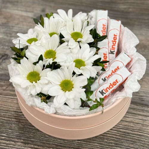 Ромашки с шоколадом киндер (к1924)