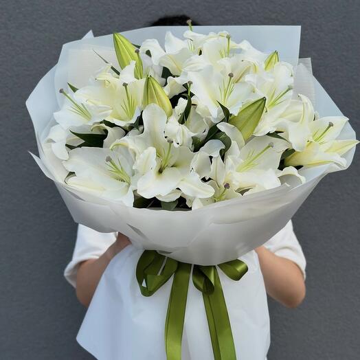 Букет лилий