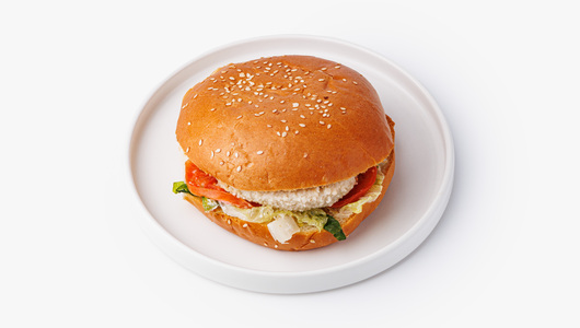 Фиш-бургер с филе минтая и соусом "Тар-тар", кафе