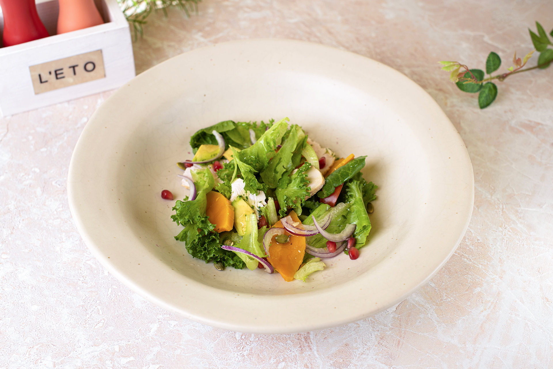 Салат из запеченной индейки