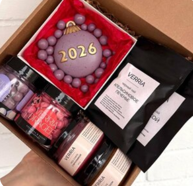 Новогодний бокс L "2026"