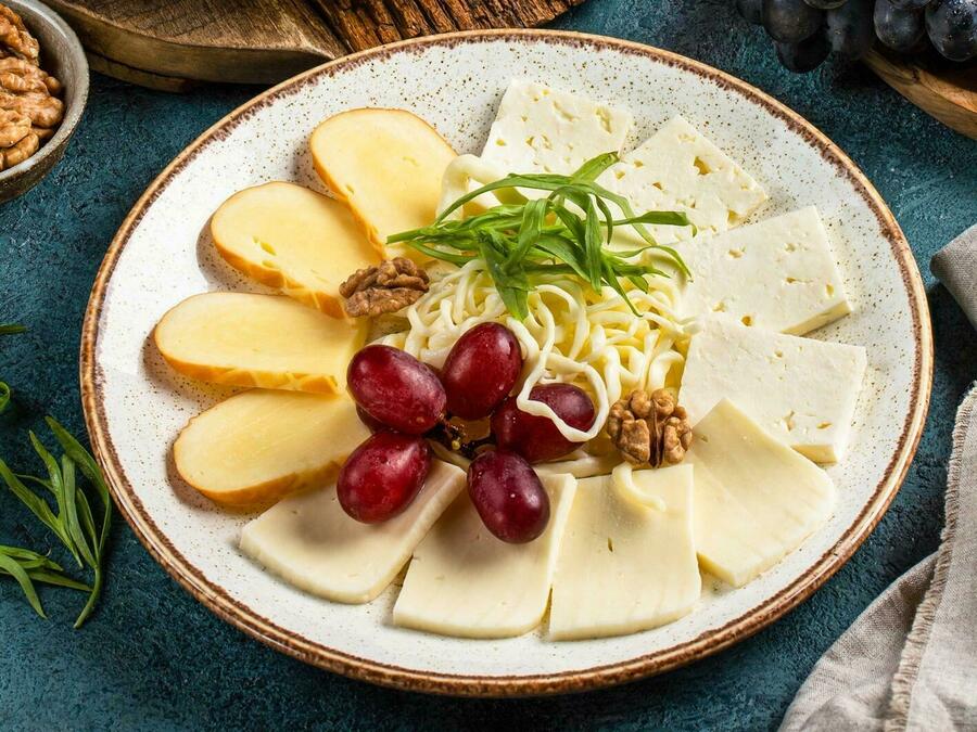 СЫРНОЕ АССОРТИ 200/60 гр.