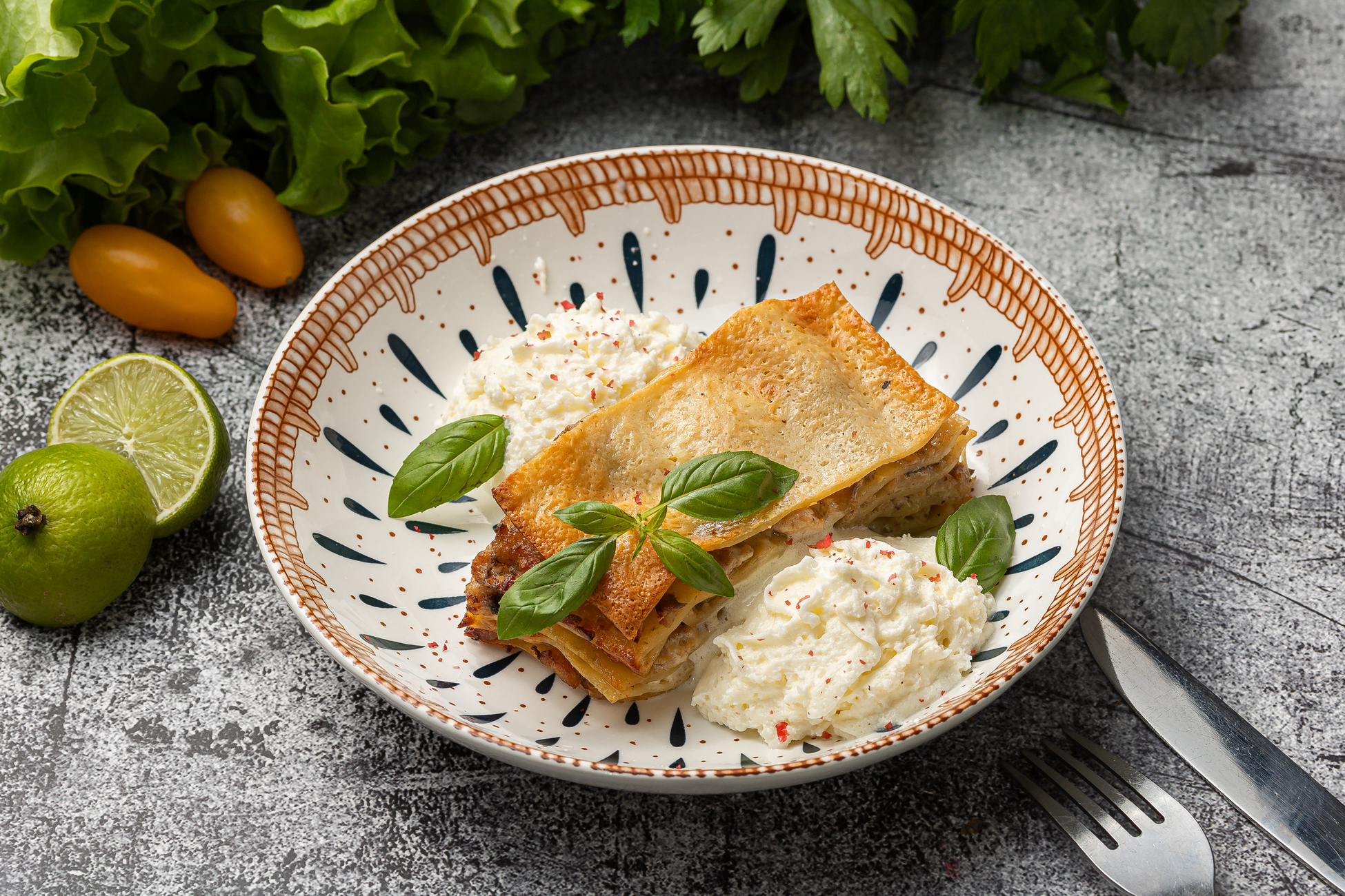 Лазанья с курицей и грибами
