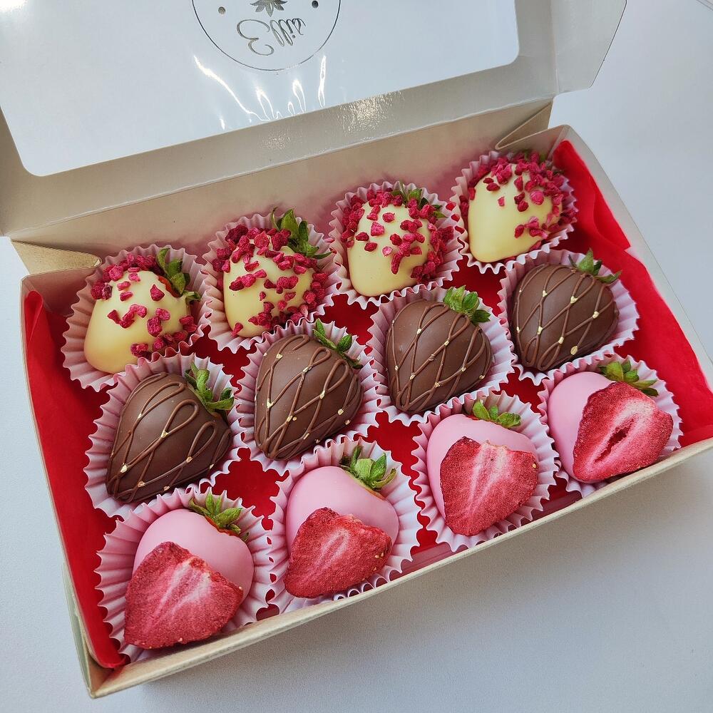 Клубника в шоколаде "Ягодная феерия"