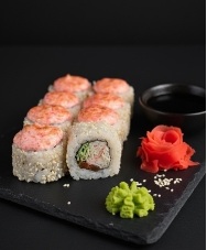 Гриль ролл с крабом