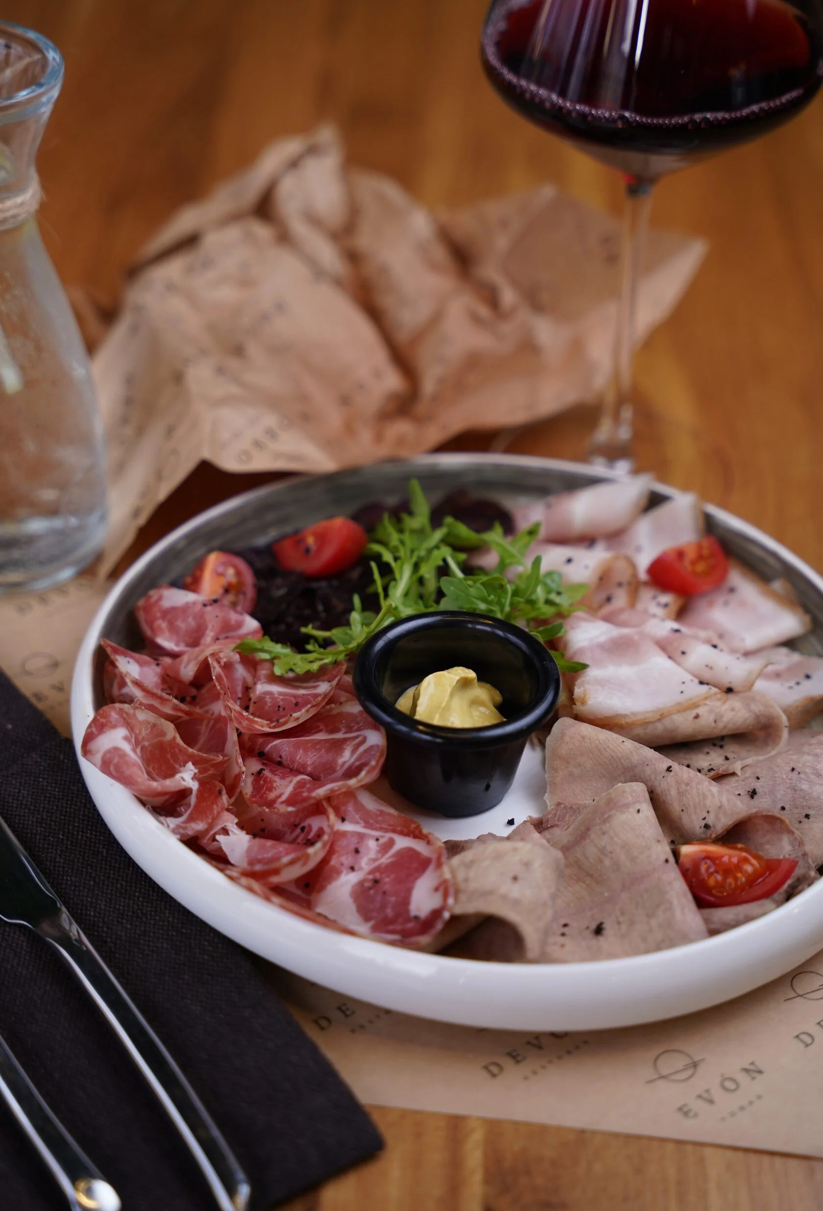 Мясная антипаста