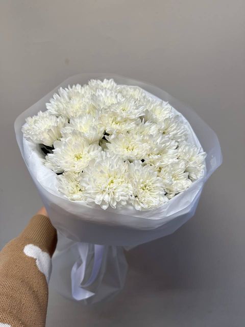 Букет из 5 кустовых хризантем