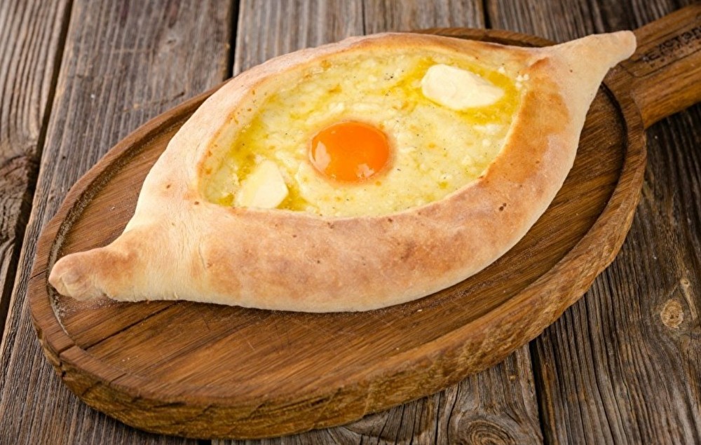 Хачапури по-аджарски