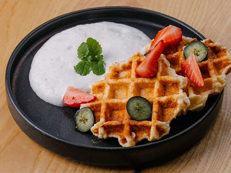 Творожные вафли с кокосовым муссом