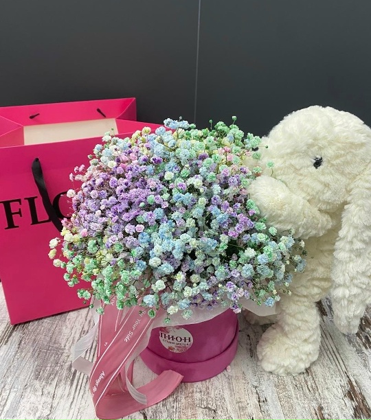 Шикарный стильный мимимишный подарок с гипсофилой