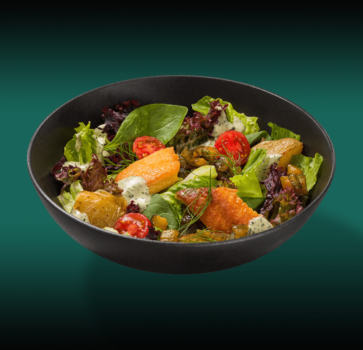 Салат с копченым палтусом и карамельными огурцами