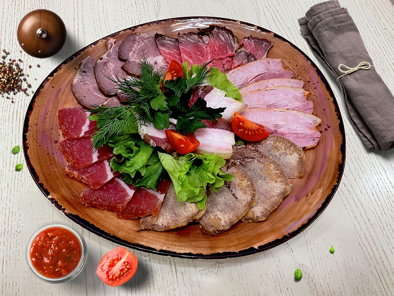 Мясные деликатесы
