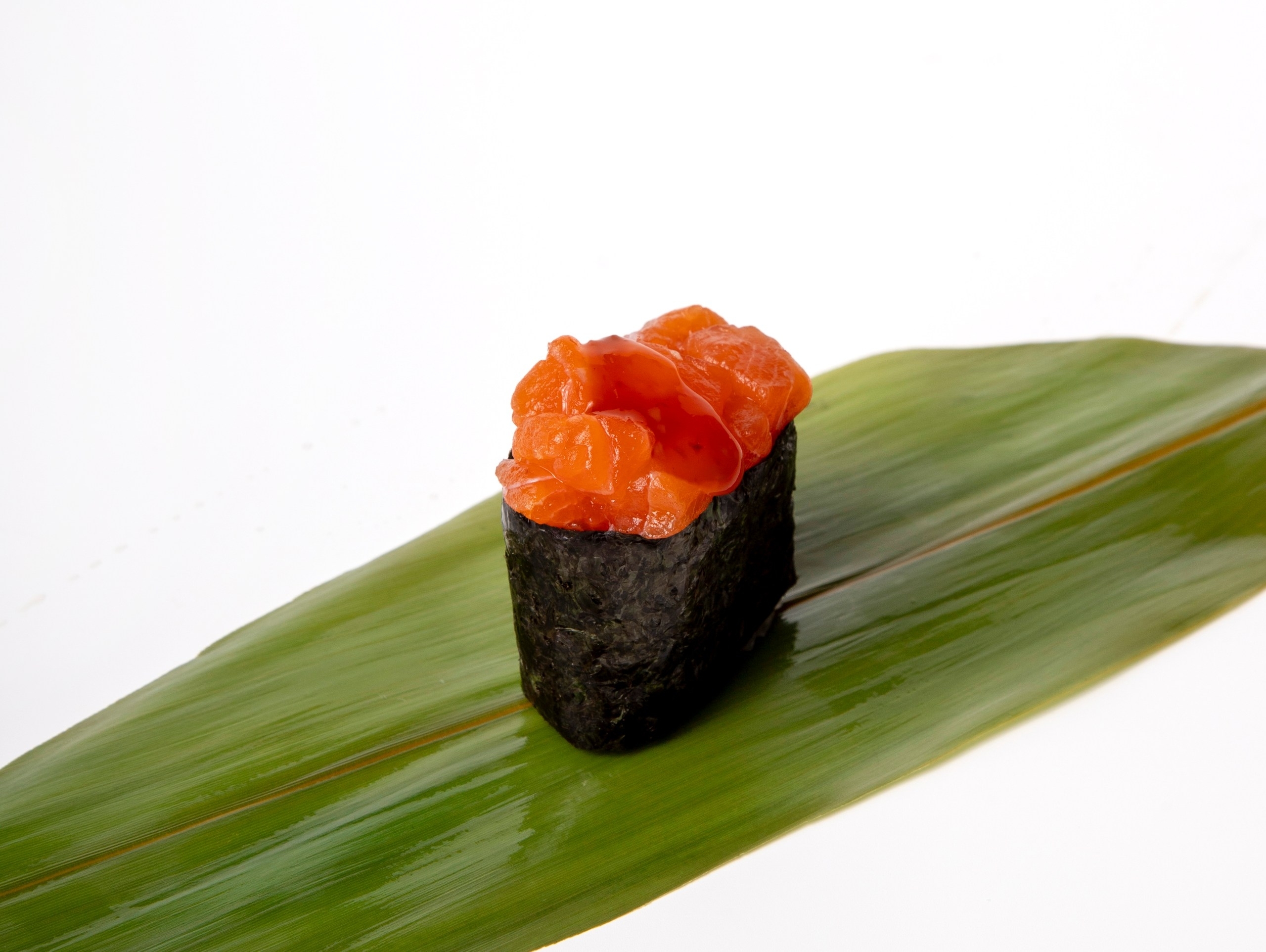 Гункан Лосось