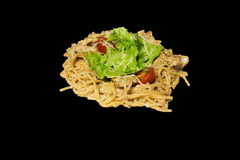 Паста «Цезарь с курицей»