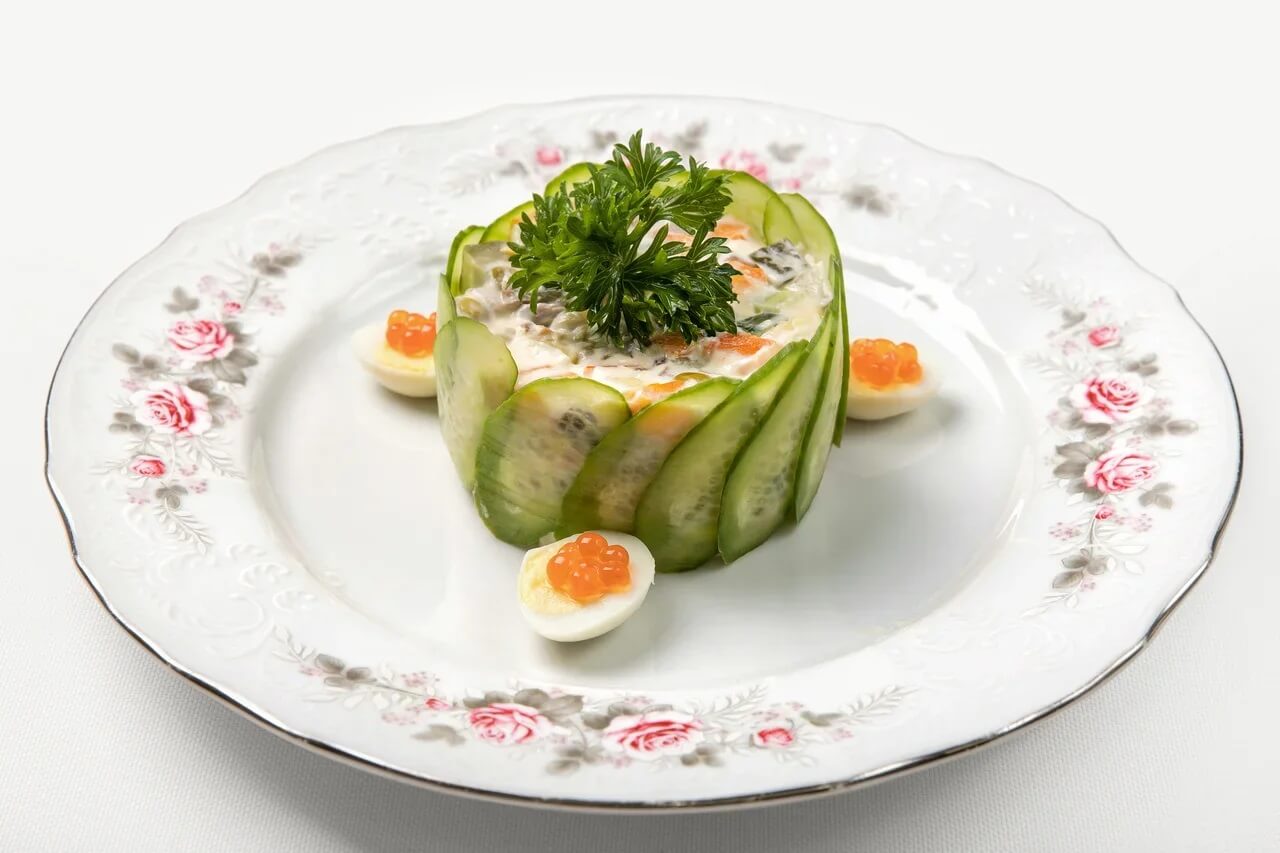 Оливье с копченой курицей