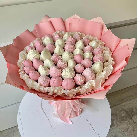 Букет из клубники в шоколаде большой