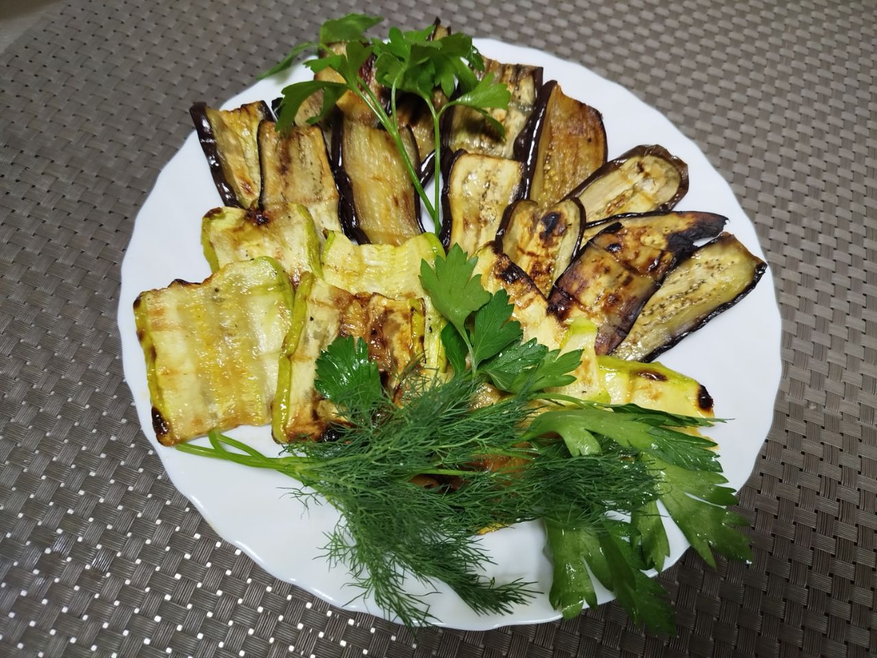 Кабачки-баклажаны на углях