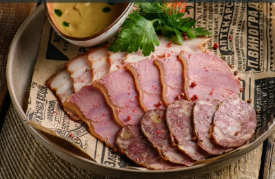 Домашняя мясная нарезка